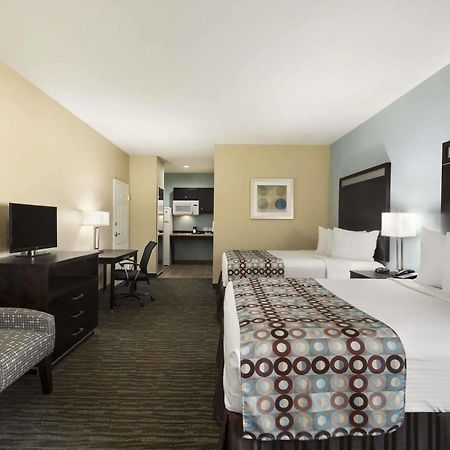 Days Inn Pearsall エクステリア 写真